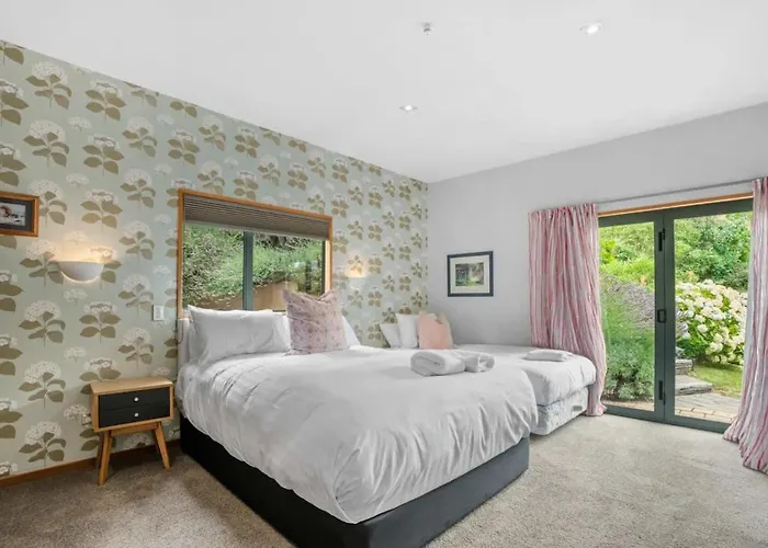 Lake View Holiday home *